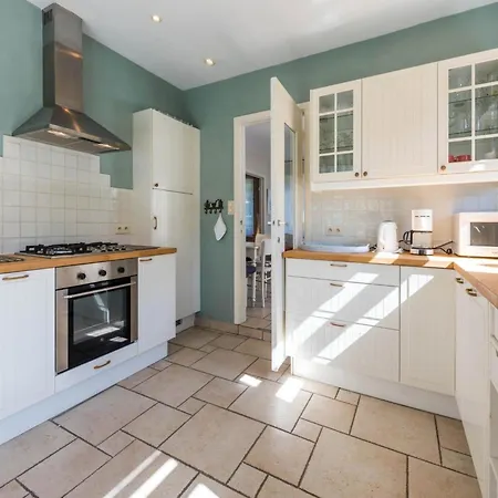 ヴィラ Lauthentique